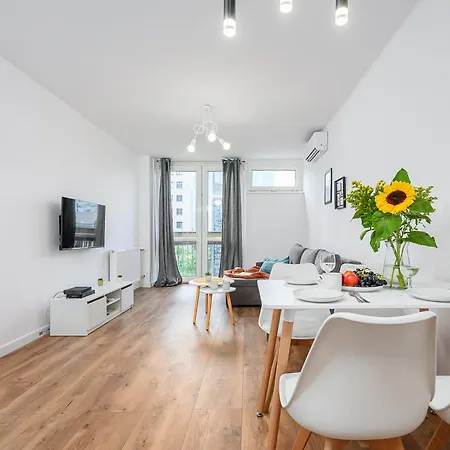 Shortstaypoland Jana Pawla B90