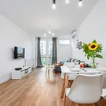 Shortstaypoland Jana Pawla B90
